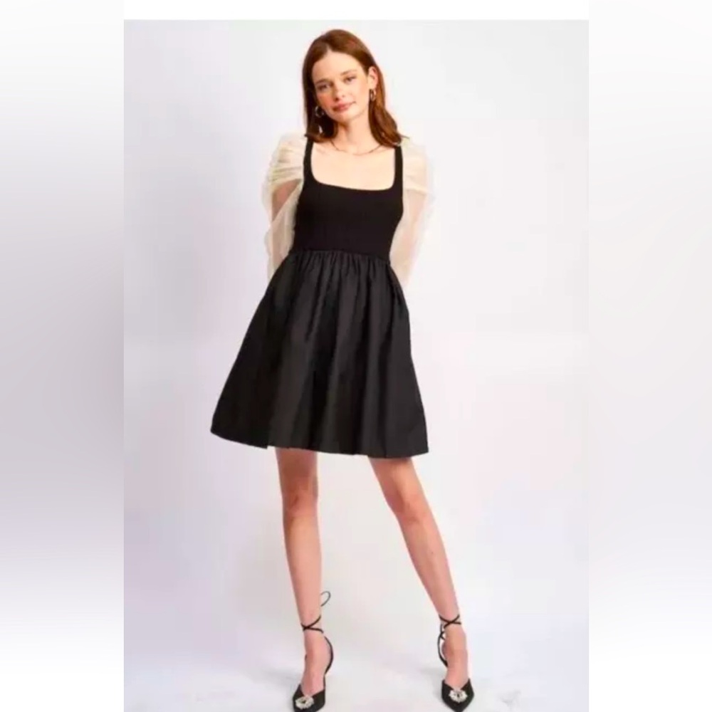En Saison Danica Mini Dress Size Medium Black Organza Sleeves Holiday Party